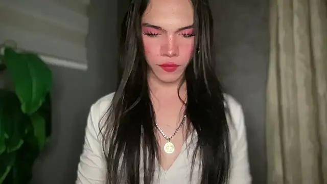 Misselliefayexxx online show from April 5, 10:49 pm