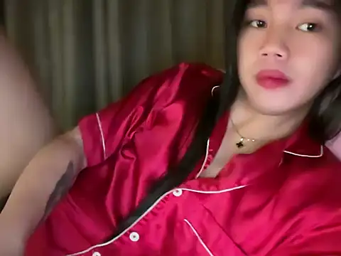 kat mire online show from April 2, 6:47 pm