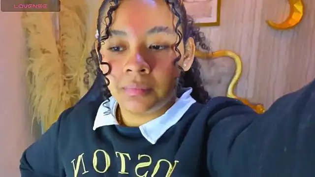 risada temptation s online show from October 23, 3:05 am