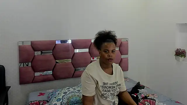 MiiaSmith   online show from October 8, 8:31 pm