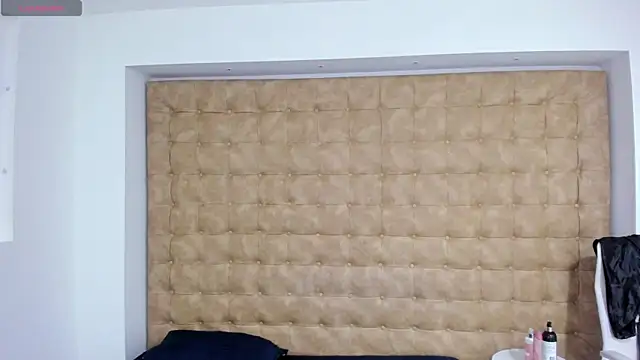 MiiaSmith   online show from November 13, 9:19 pm