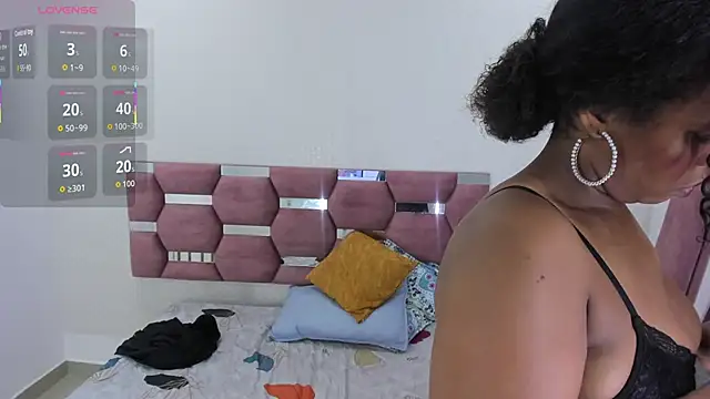 MiiaSmith   online show from November 22, 9:02 pm