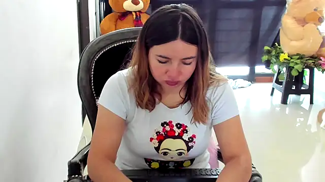 ADHARAMILLER  1111 online show from January 18, 3:37 pm