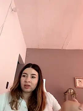 Snapshot of ADHARAMILLER__1111 chatting on June 13, 9:02 pm ADHARAMILLER 1111 online show from June 13, 9:02 pm