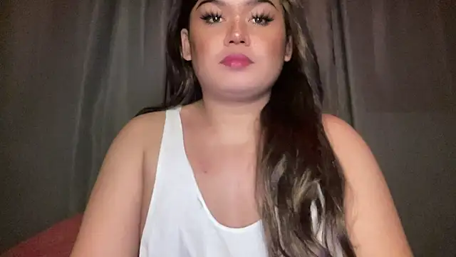 Snapshot of RedHead_Thalia chatting on April 13, 8:35 pm RedHead Thalia online show from April 13, 8:35 pm
