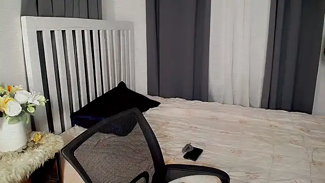 Snapshot of Candicebloom chatting on September 19, 9:30 pm Candicebloom online show from September 19, 9:30 pm