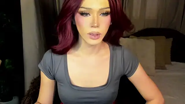 Snapshot of Candicebloom chatting on June 26, 12:27 am Candicebloom online show from June 26, 12:27 am