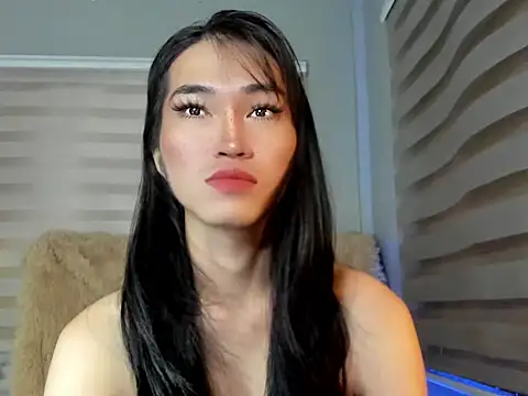 Snapshot of lovelychanel69xx chatting on September 22, 11:00 pm lovelychanel69xx online show from September 22, 11:00 pm