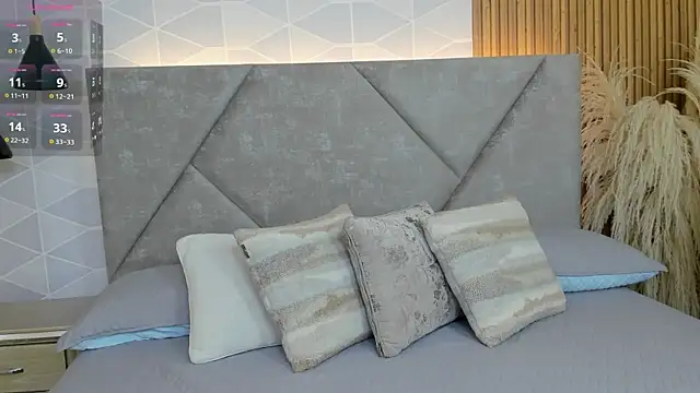 Jade Whisper online show from October 11, 1:28 am