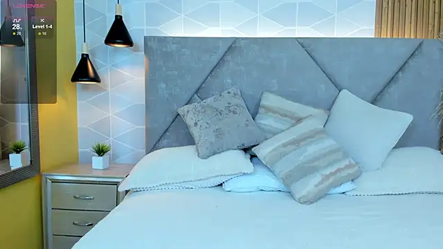 Jade Whisper online show from November 20, 1:28 am