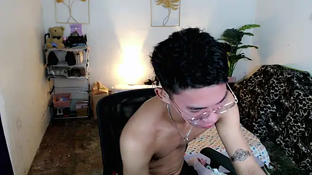 naughty rence online show from November 15, 5:44 am