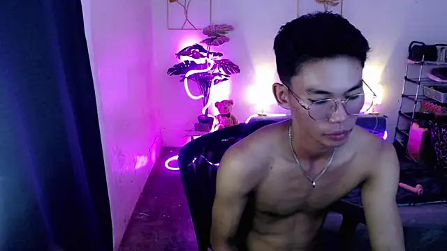 naughty rence online show from December 5, 5:28 am