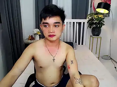 Snapshot of sexysam14 chatting on February 15, 12:04 pm sexysam14 online show from February 15, 12:04 pm