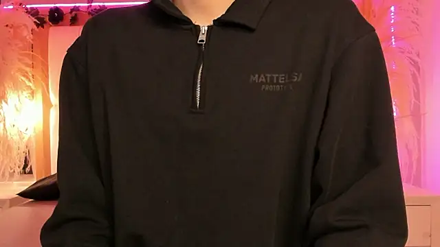 Daphne And Roger online show from February 5, 10:55 am