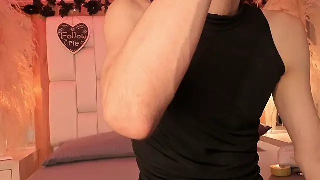 Daphne And Roger online show from March 7, 11:05 am