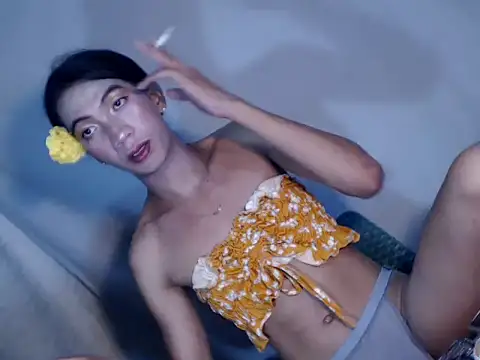 xyourdreamtrans online show from January 11, 6:09 am