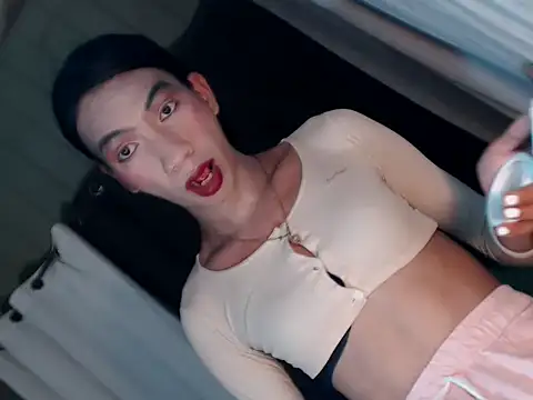 xyourdreamtrans online show from November 27, 3:51 am