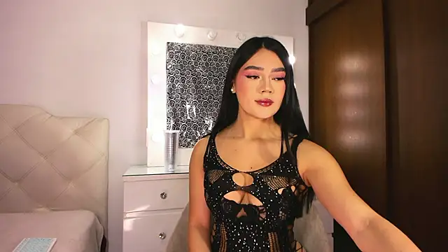 Snapshot of lina_quinn chatting on February 14, 4:13 am lina quinn online show from February 14, 4:13 am