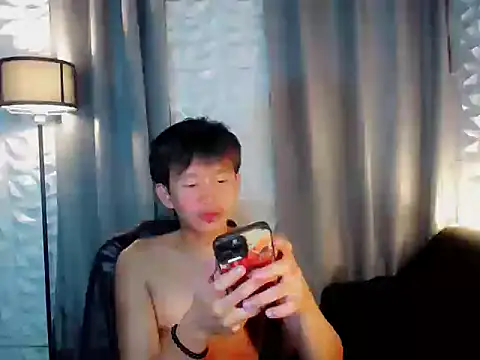 Snapshot of prince_elaijah chatting on February 5, 1:51 pm prince elaijah online show from February 5, 1:51 pm