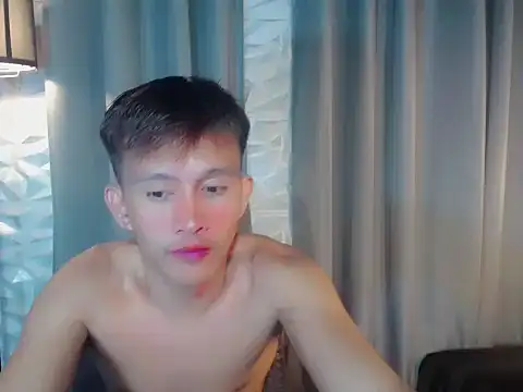 Snapshot of prince_elaijah chatting on November 4, 2:21 pm prince elaijah online show from November 4, 2:21 pm