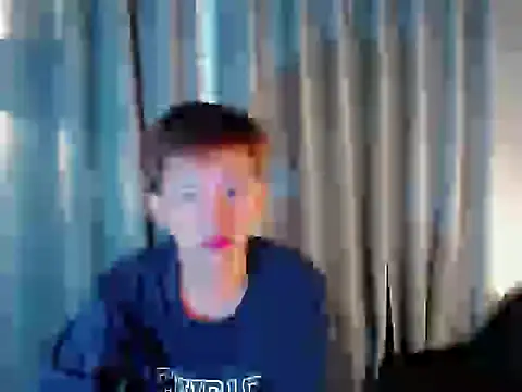 Snapshot of prince_elaijah chatting on October 10, 1:23 pm prince elaijah online show from October 10, 1:23 pm