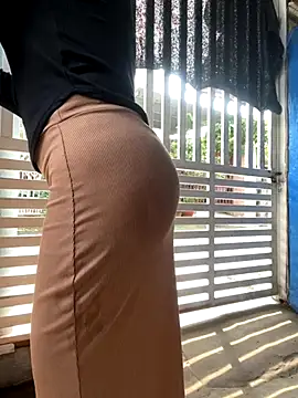 FishingGirl online show from November 26, 6:57 am