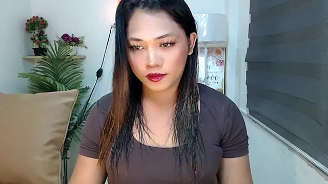 Snapshot of scarlett_brownx69 chatting on January 11, 4:30 am scarlett brownx69 online show from January 11, 4:30 am