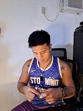 Snapshot of mr_dave chatting on February 8, 1:42 pm mr dave online show from February 8, 1:42 pm