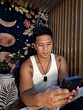 Snapshot of mr_dave chatting on January 18, 11:57 am mr dave online show from January 18, 11:57 am