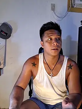 Snapshot of mr_dave chatting on February 20, 2:19 am mr dave online show from February 20, 2:19 am