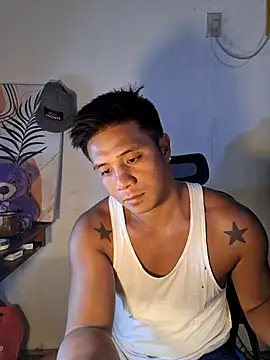 Snapshot of mr_dave chatting on February 23, 7:20 am mr dave online show from February 23, 7:20 am