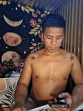 Snapshot of mr_dave chatting on January 14, 2:26 am mr dave online show from January 14, 2:26 am