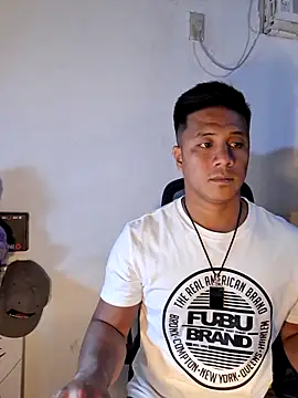 Snapshot of mr_dave chatting on February 1, 3:43 pm mr dave online show from February 1, 3:43 pm