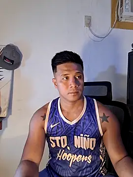 Snapshot of mr_dave chatting on February 25, 10:37 am mr dave online show from February 25, 10:37 am