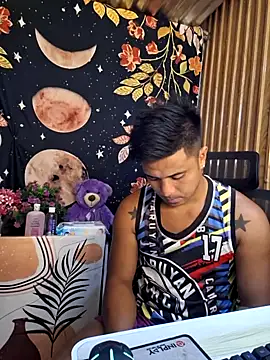 Snapshot of mr_dave chatting on December 21, 7:10 am mr dave online show from December 21, 7:10 am