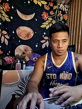 Snapshot of mr_dave chatting on December 22, 7:19 am mr dave online show from December 22, 7:19 am