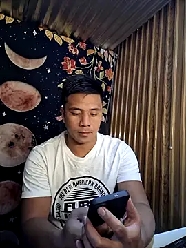 Snapshot of mr_dave chatting on December 18, 1:26 pm mr dave online show from December 18, 1:26 pm