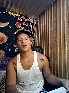 Snapshot of mr_dave chatting on December 20, 4:59 am mr dave online show from December 20, 4:59 am