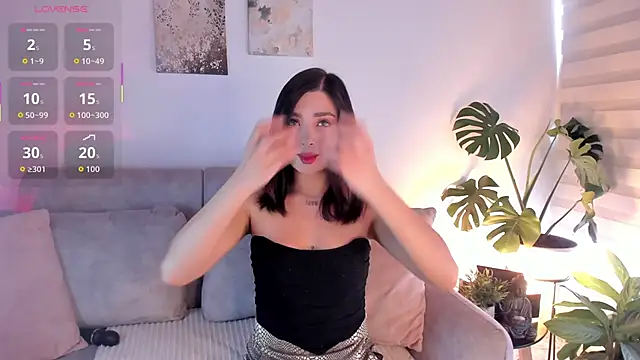 Estrer collins online show from March 11, 8:36 pm