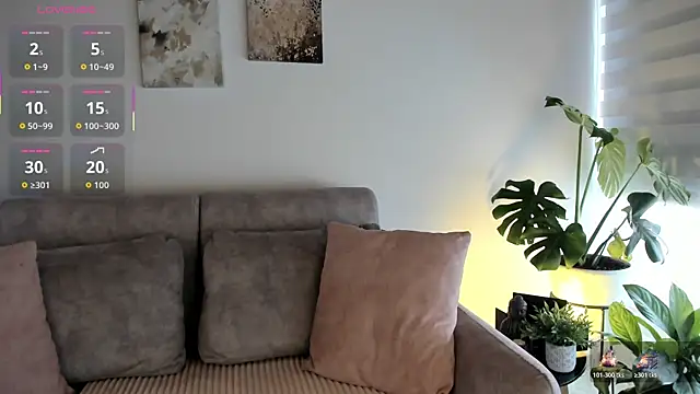 Snapshot of Estrer_collins chatting on November 14, 7:28 pm Estrer collins online show from November 14, 7:28 pm