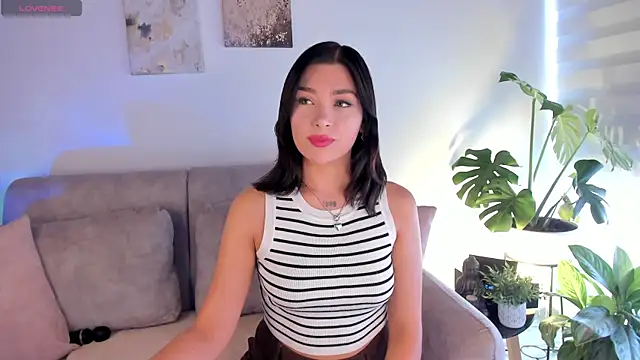 Snapshot of Estrer_collins chatting on November 12, 7:40 pm Estrer collins online show from November 12, 7:40 pm