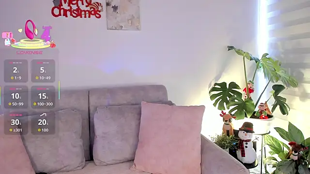 Snapshot of Estrer_collins chatting on November 28, 8:09 pm Estrer collins online show from November 28, 8:09 pm