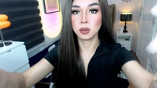 Snapshot of solana_imani chatting on October 9, 4:29 pm solana imani online show from October 9, 4:29 pm
