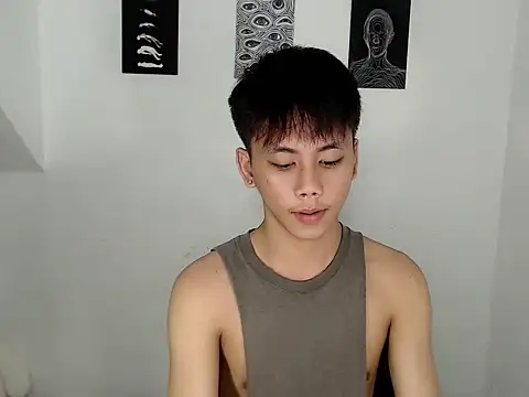ynotyu online show from May 21, 12:24 pm