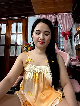 Snapshot of Okleotina chatting on October 13, 4:47 am Okleotina online show from October 13, 4:47 am