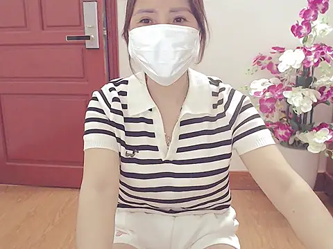 Snapshot of ruby_8x chatting on October 30, 12:20 am ruby 8x online show from October 30, 12:20 am