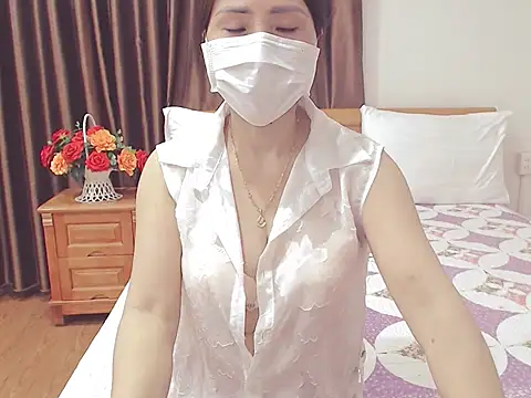 Snapshot of ruby_8x chatting on October 7, 7:37 pm ruby 8x online show from October 7, 7:37 pm
