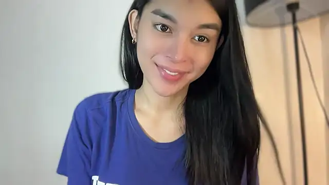 Snapshot of asiansmilexx chatting on October 26, 1:55 pm asiansmilexx online show from October 26, 1:55 pm