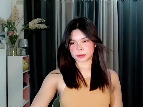 asiansmilexx online show from November 26, 3:01 pm