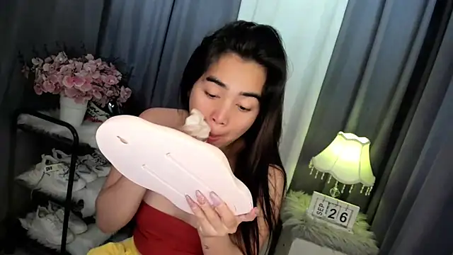 Alovelydoll nica online show from September 25, 11:00 pm